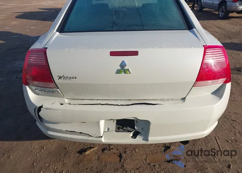 2004 Mitsubishi Galant De z USA, uszkodzony, nr VIN 4A3AB26F04E153120